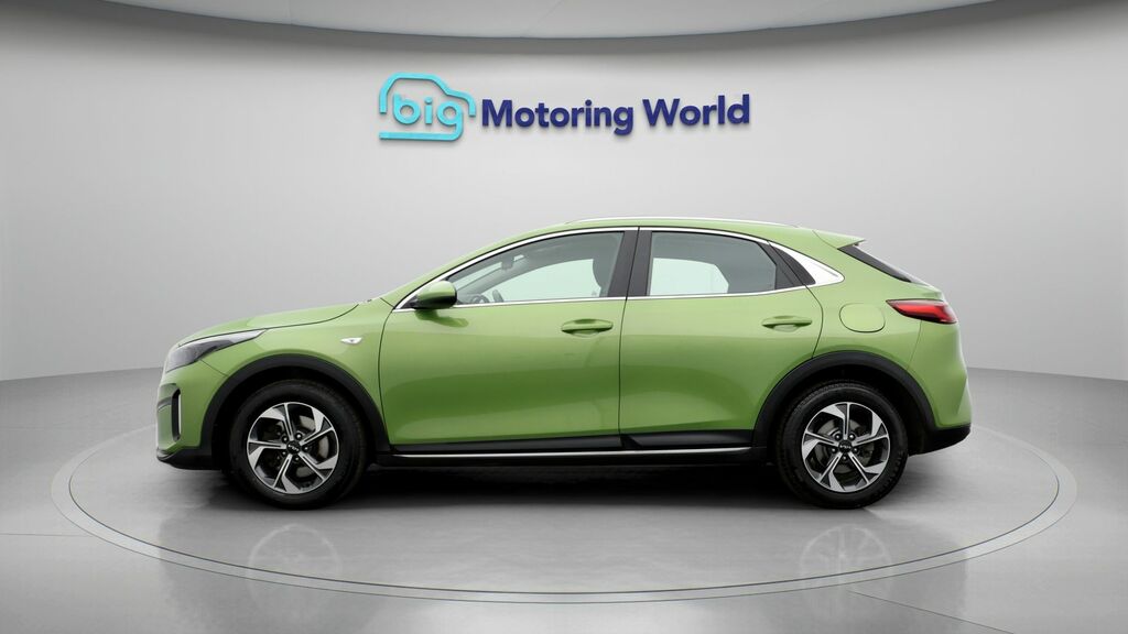 Kia Xceed 2 Green #4
