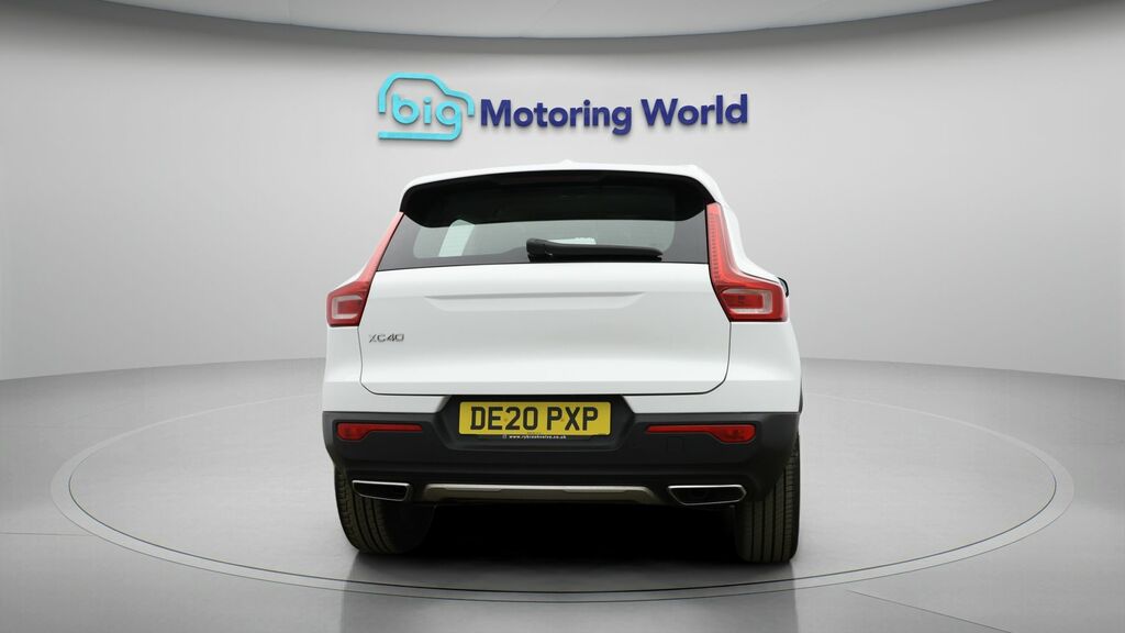 Volvo XC40 Inscription Pro DE20PXP White #6