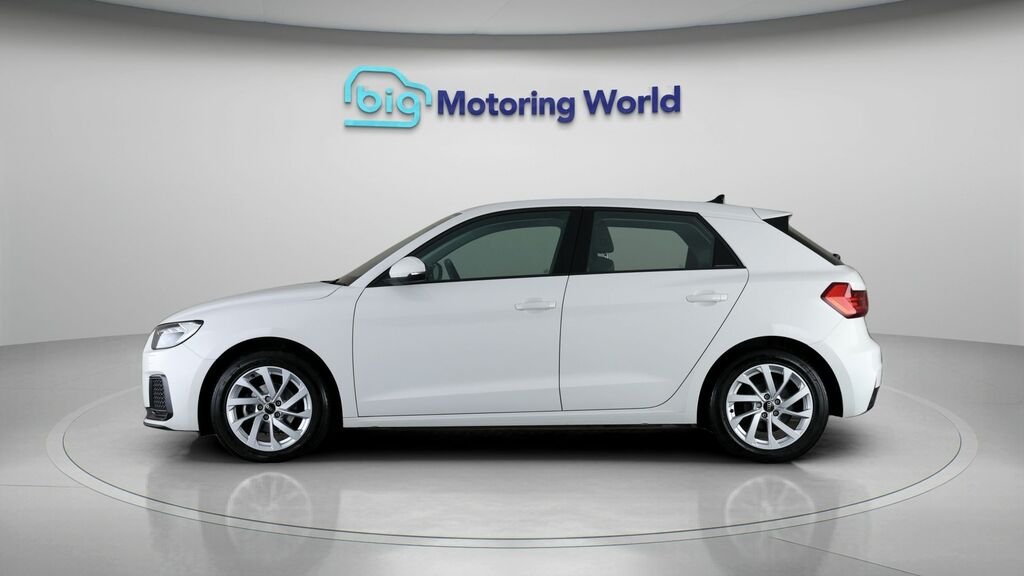 Audi A1 Sport DG72BSV White #4