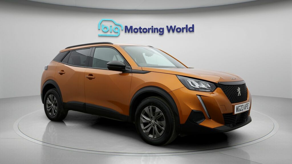 Peugeot 2008 Active Premium Orange