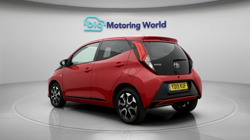 Toyota Aygo X X-trend YD19KUF Red #5