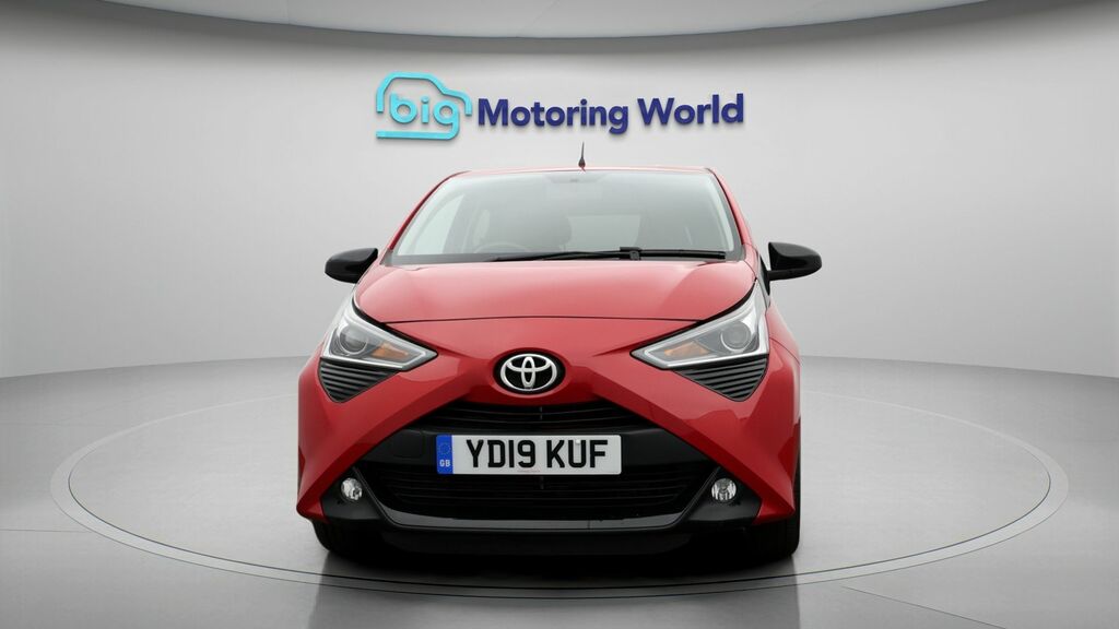 Toyota Aygo X X-trend YD19KUF Red #2