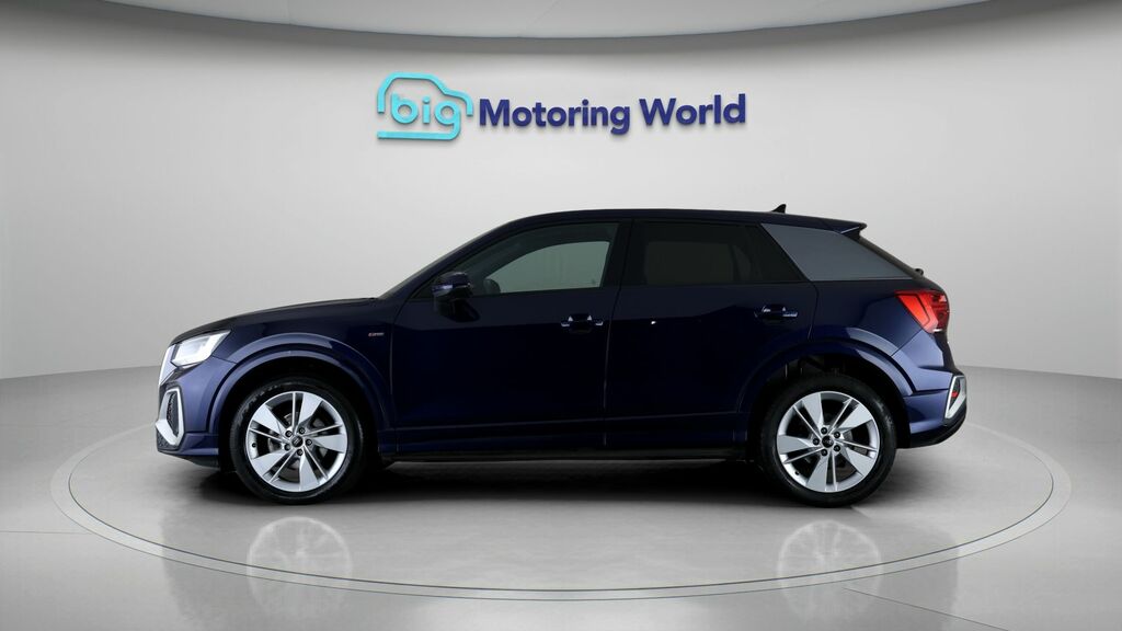 Audi Q2 S Line DE24UOR Blue #4