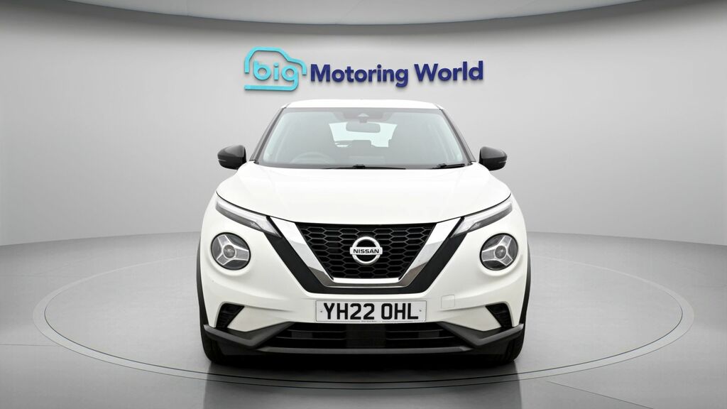 Nissan Juke Acenta White #2