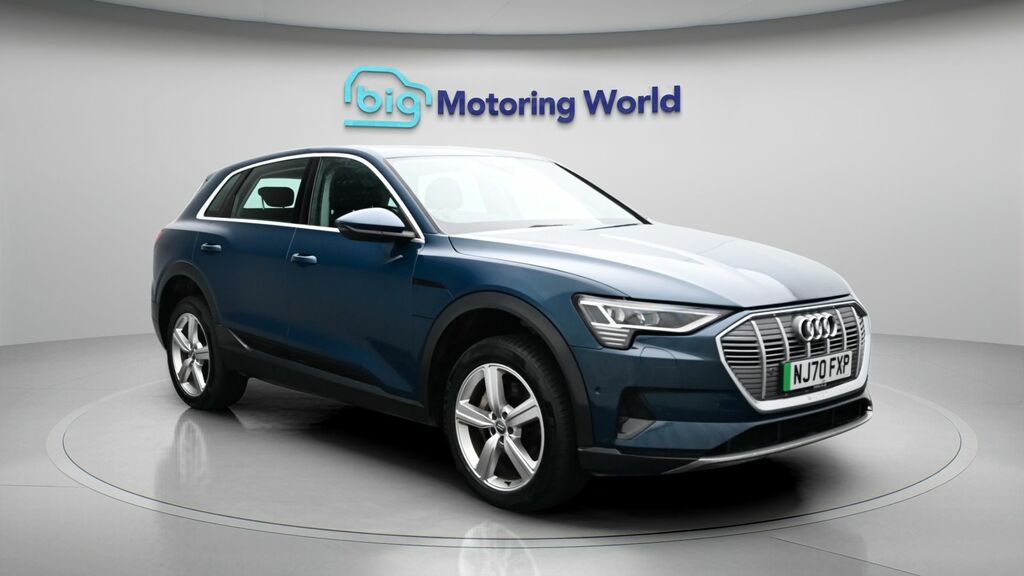 Audi E-tron Technik Blue