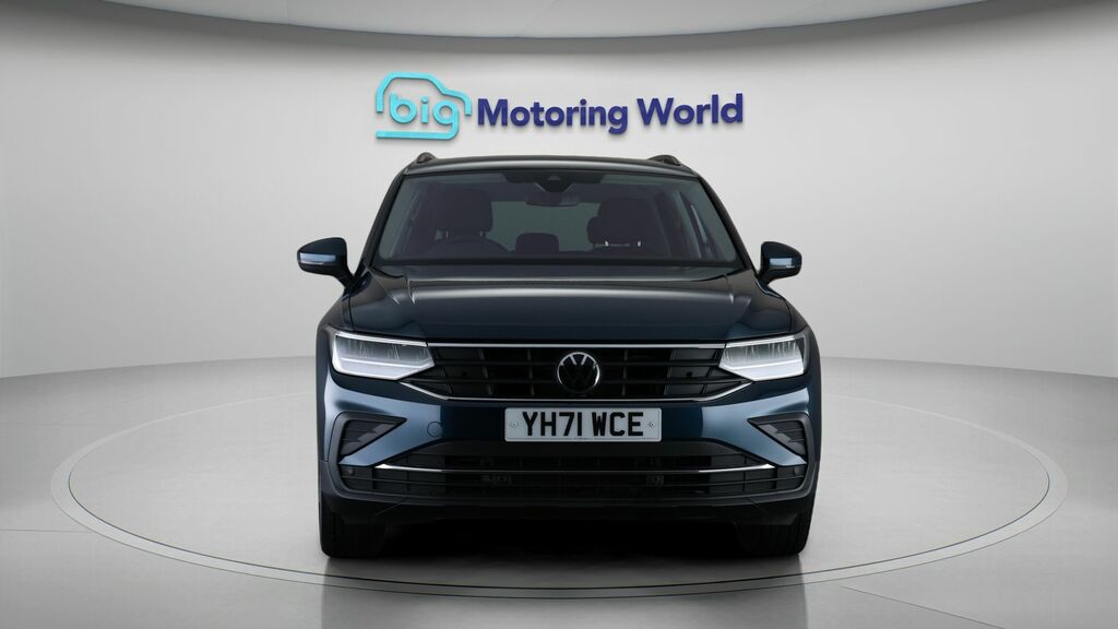 Volkswagen Tiguan Active Blue #2