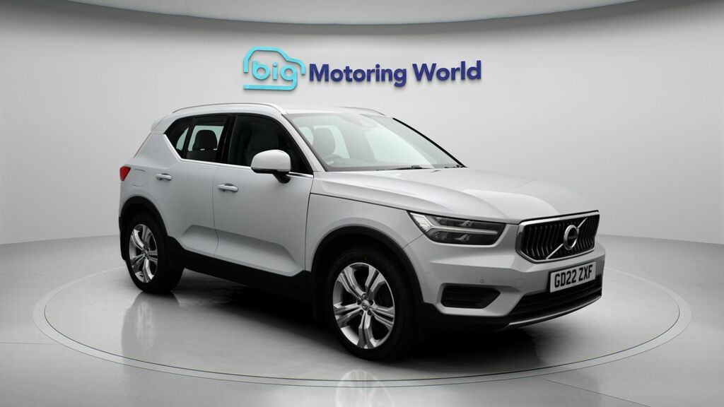 Volvo XC40 Inscription Silver