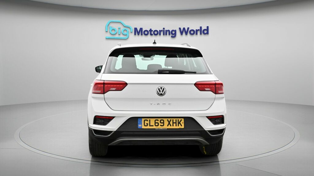 Volkswagen T-Roc Se White #6