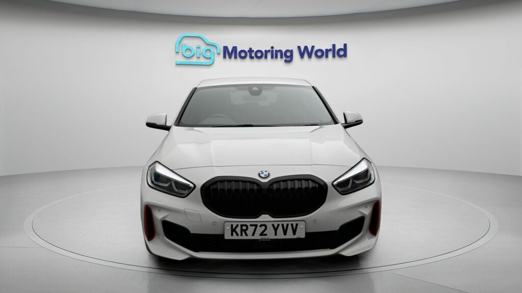 BMW 1 Series Unknown KR72YVV White #2
