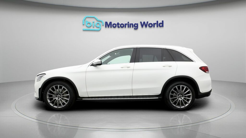Mercedes-Benz GLC Class Amg Line YS69AVG White #4