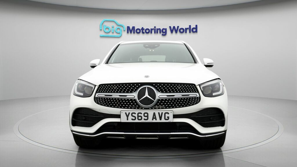 Mercedes-Benz GLC Class Amg Line YS69AVG White #2