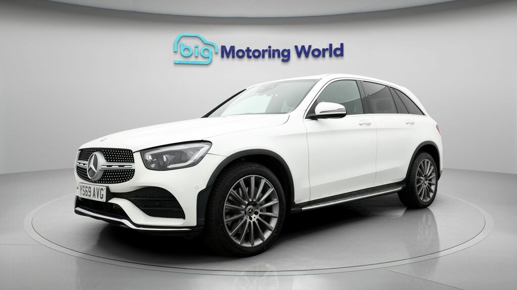 Mercedes-Benz GLC Class Amg Line YS69AVG White #3