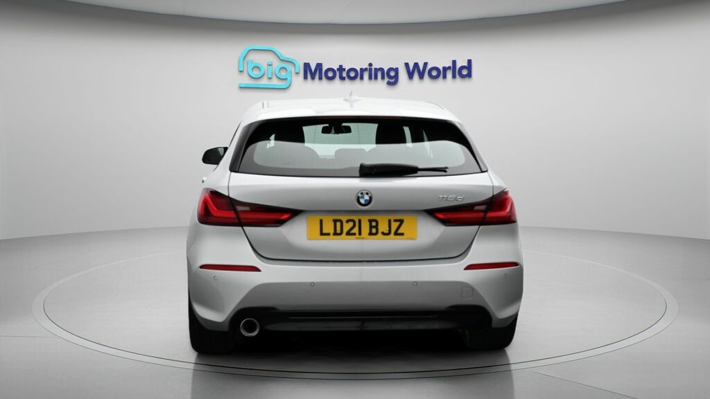 BMW 1 Series Sport Silver #6