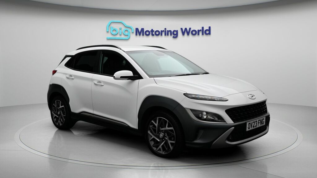 Hyundai Kona Premium White