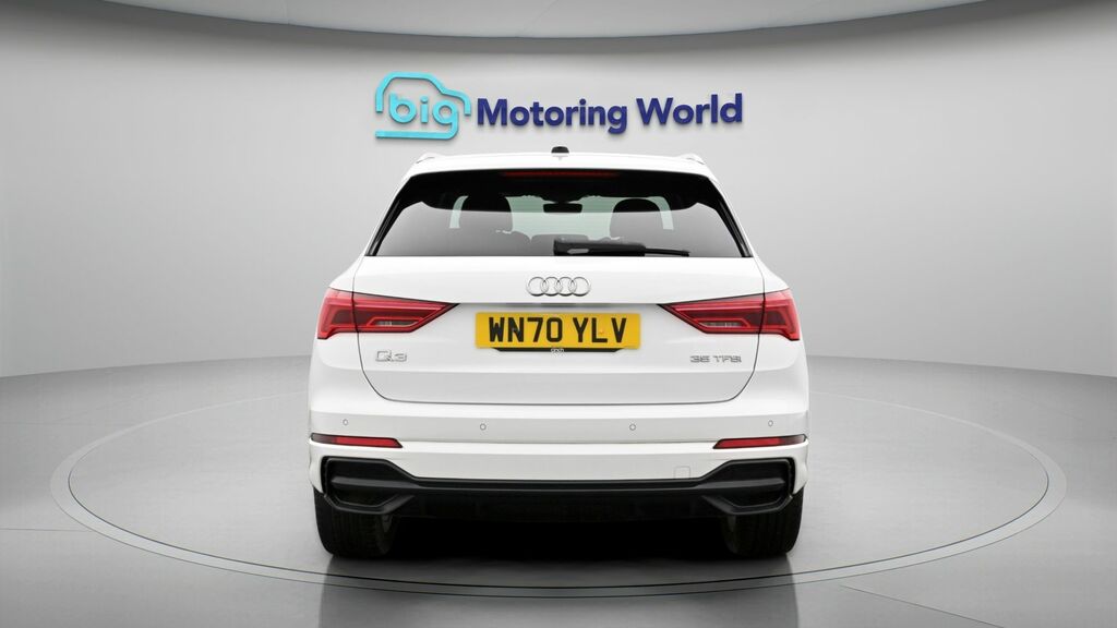 Audi Q3 S Line White #6