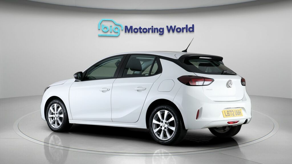 Vauxhall Corsa Design LO72UUH White #5