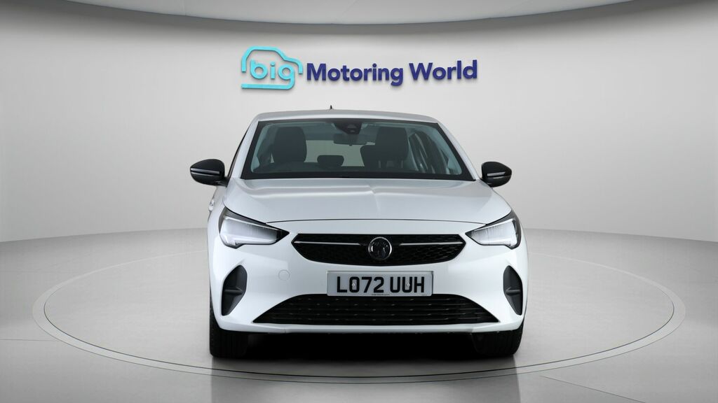 Vauxhall Corsa Design LO72UUH White #2