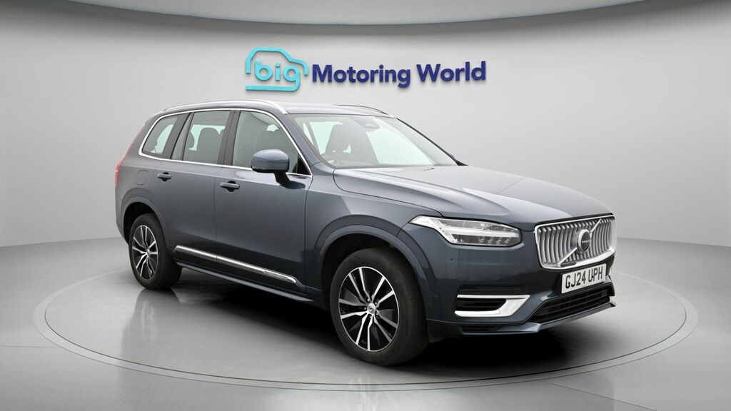 Volvo XC90 Core Blue