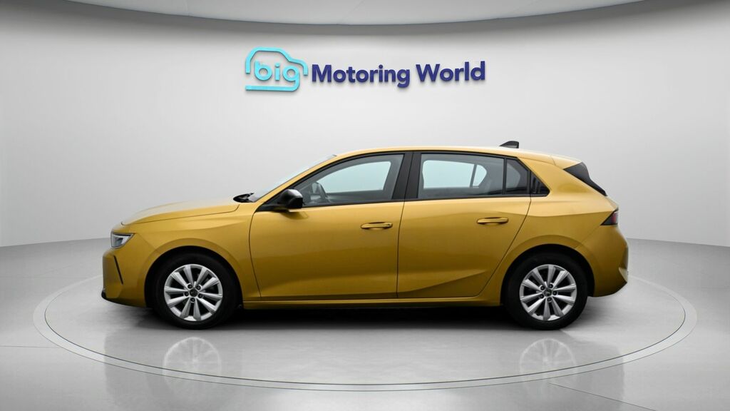 Vauxhall Astra Design SM22TEJ Yellow #4