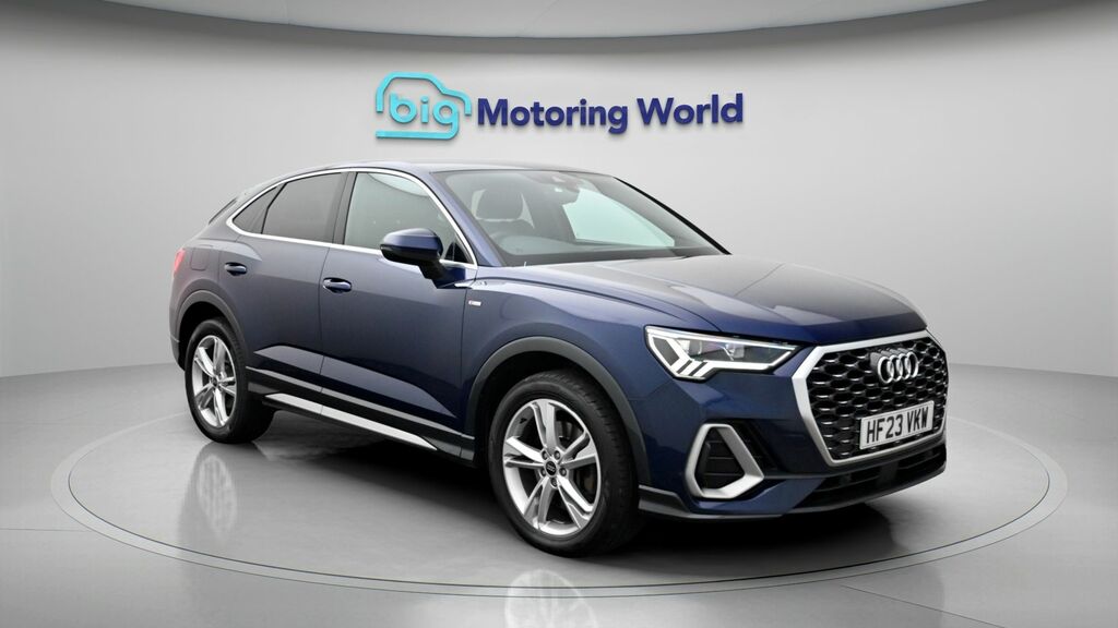 Audi Q3 S Line Blue