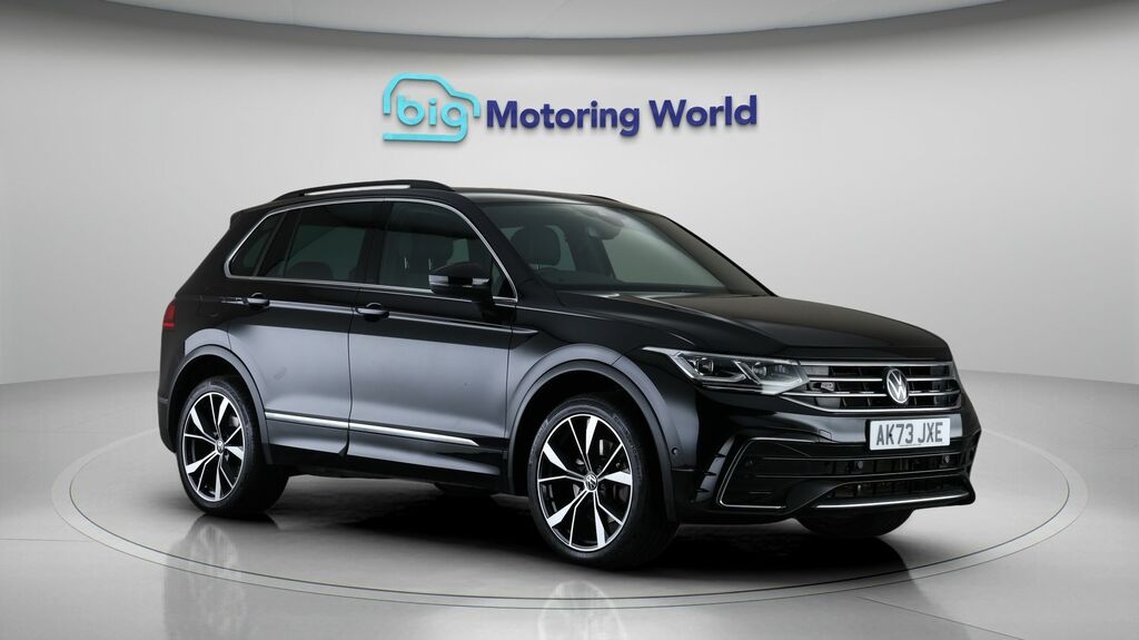 Volkswagen Tiguan R-line Black