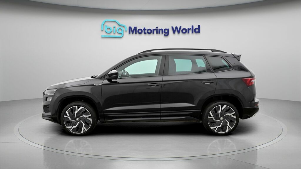 Skoda Karoq Sportline Black #4