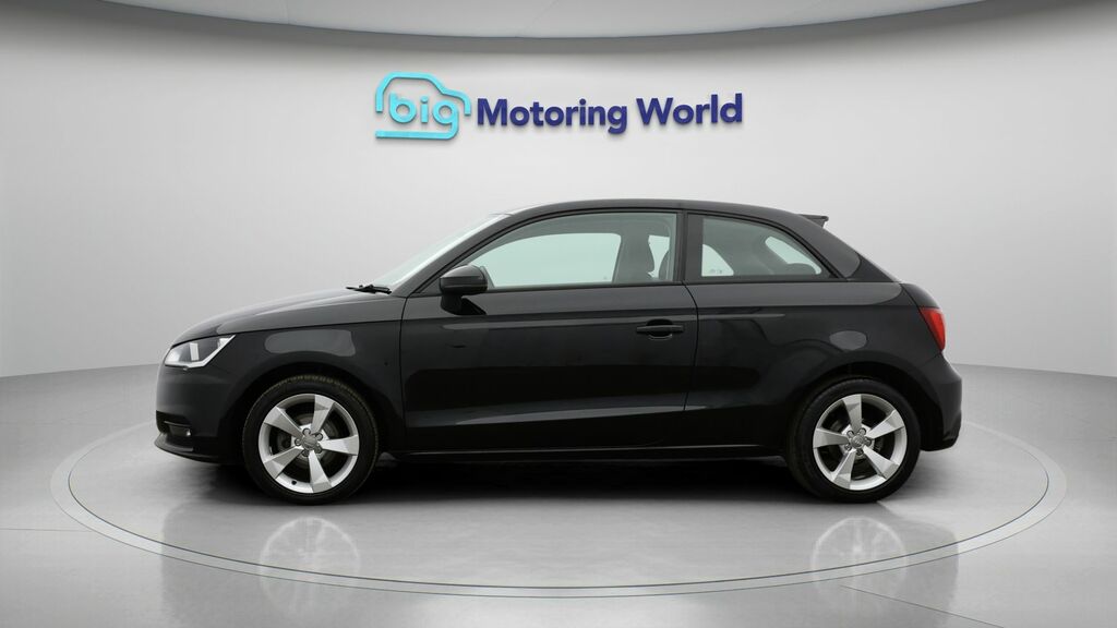 Audi A1 Sport Black #4