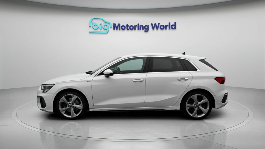Audi A3 S Line VU70DCF White #4