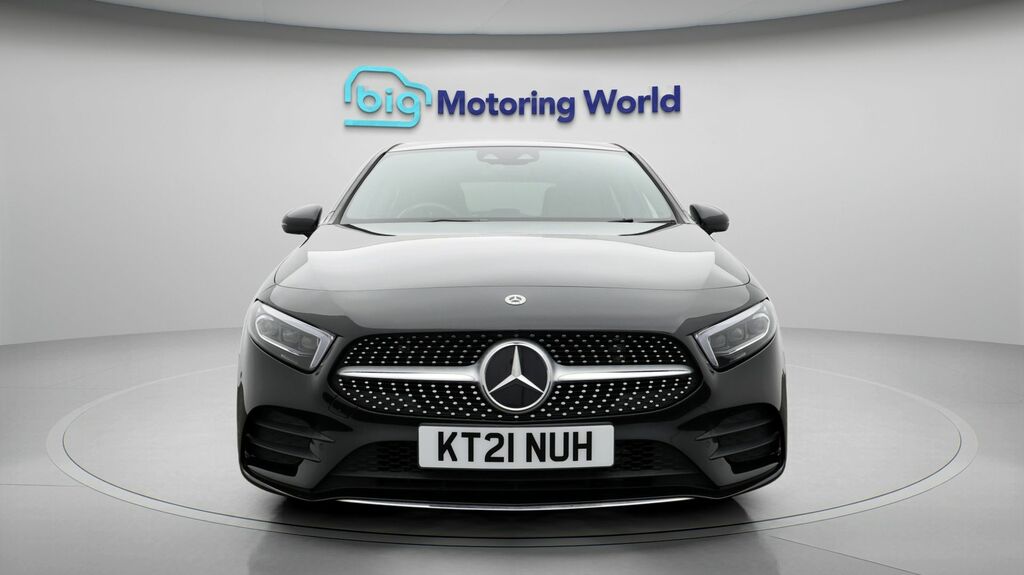 Mercedes-Benz A Class Amg Line KT21NUH Black #2