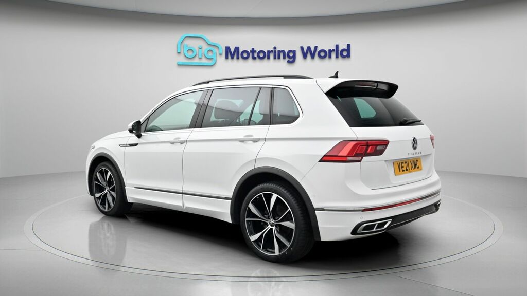 Volkswagen Tiguan R-line VE21XWC White #5