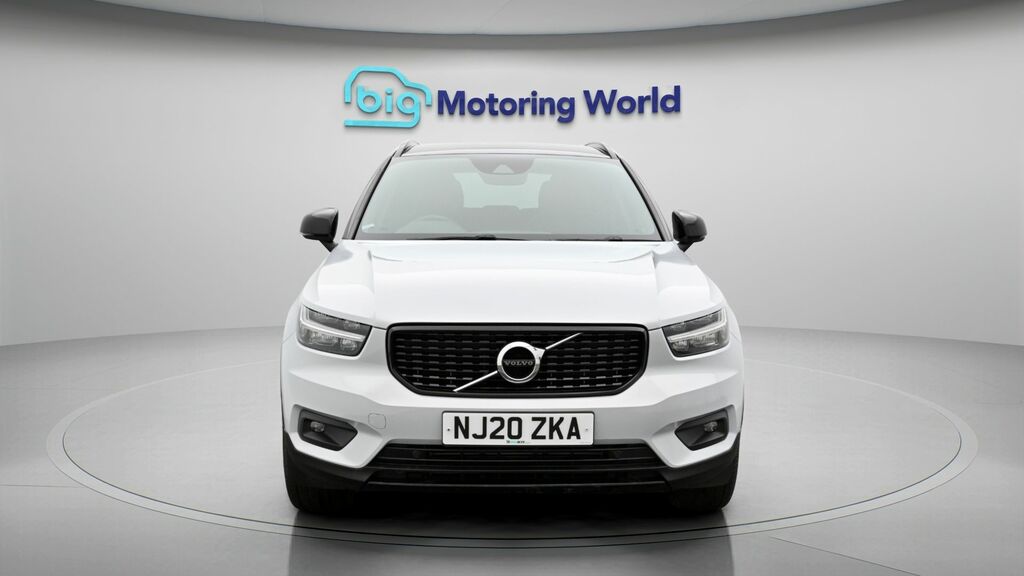Volvo XC40 R-design NJ20ZKA Silver #2