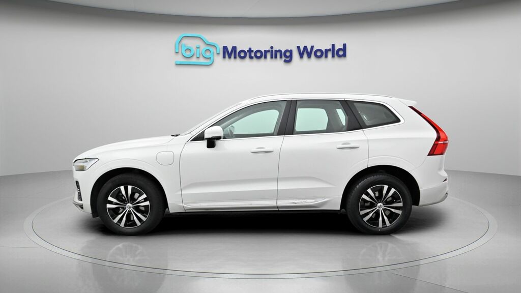 Volvo XC60 Inscription Expression VU71ZPF White #4