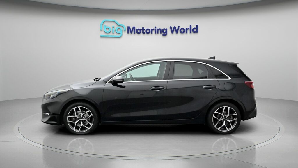 Kia Ceed 3 Black #4