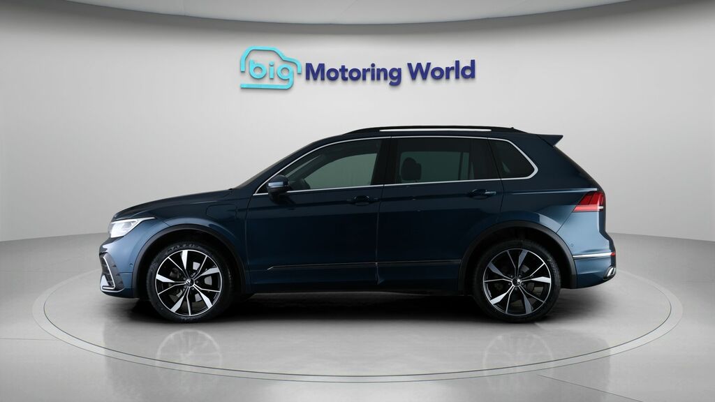 Volkswagen Tiguan R-line VU23KFG Blue #4