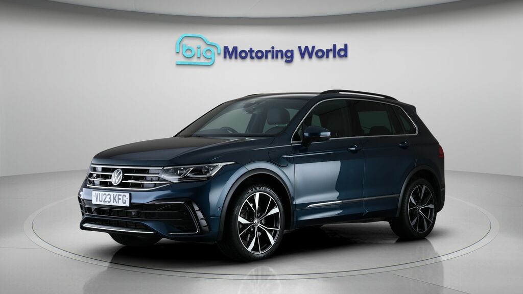 Volkswagen Tiguan R-line VU23KFG Blue #3