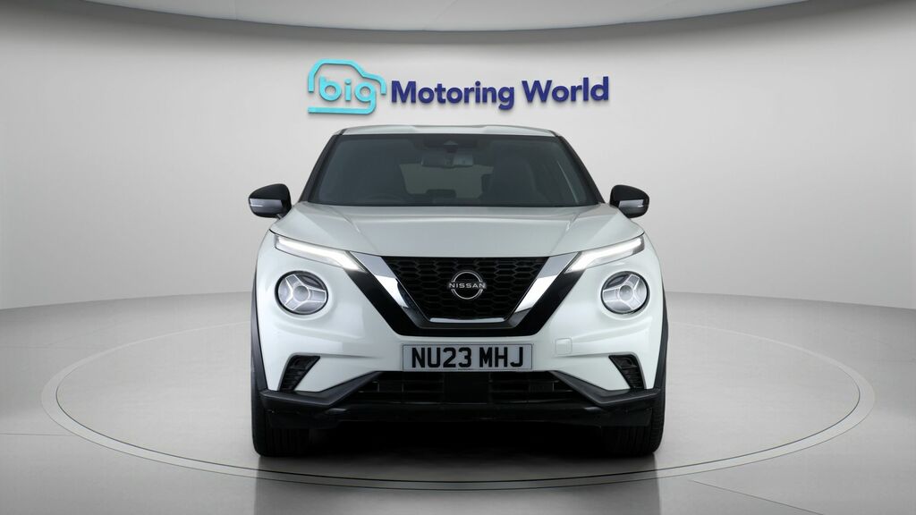 Nissan Juke N-connecta NU23MHJ White #2