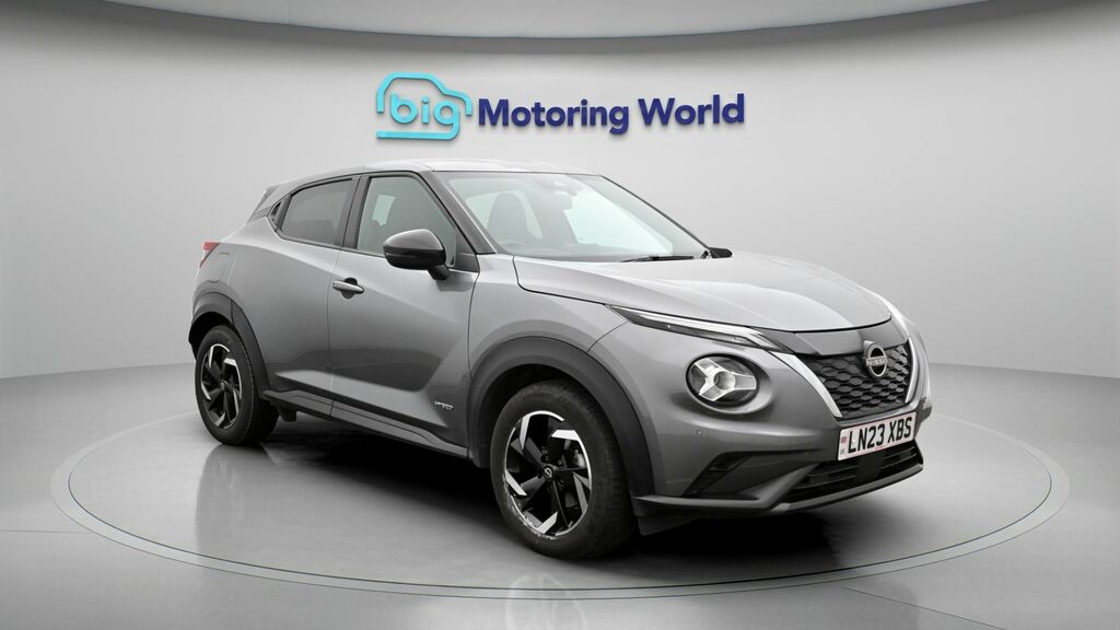 Nissan Juke N-connecta Grey