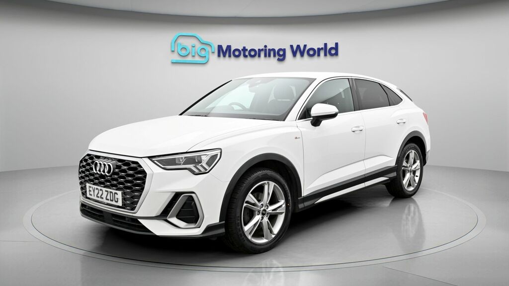 Audi Q3 S Line EY22ZDG White #3