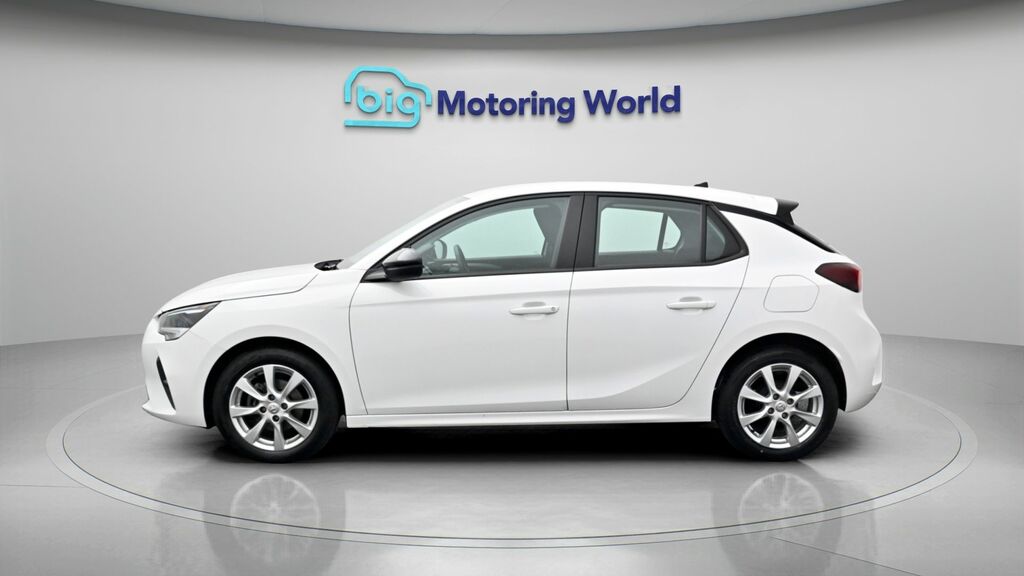 Vauxhall Corsa Design LO72UUC White #4
