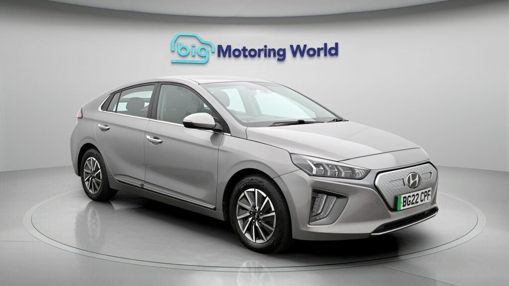 Hyundai Ioniq Premium Grey