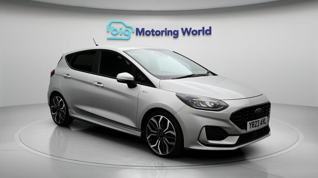 Ford Fiesta St-line X YR23AVL Silver