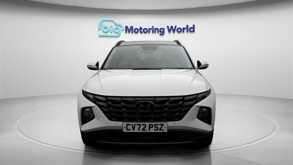 Hyundai Tucson Ultimate White #2