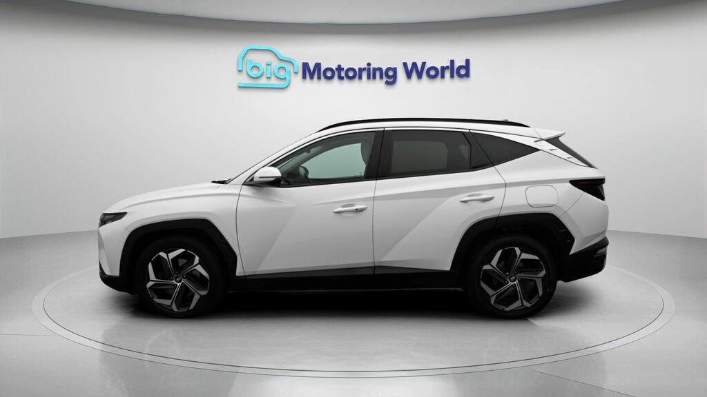 Hyundai Tucson Ultimate White #4