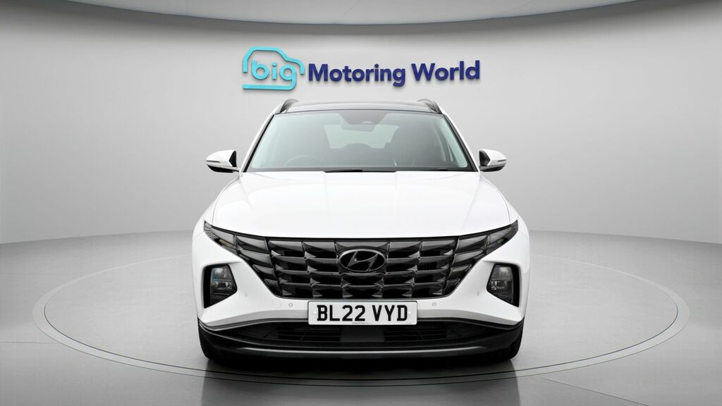 Hyundai Tucson Ultimate White #2