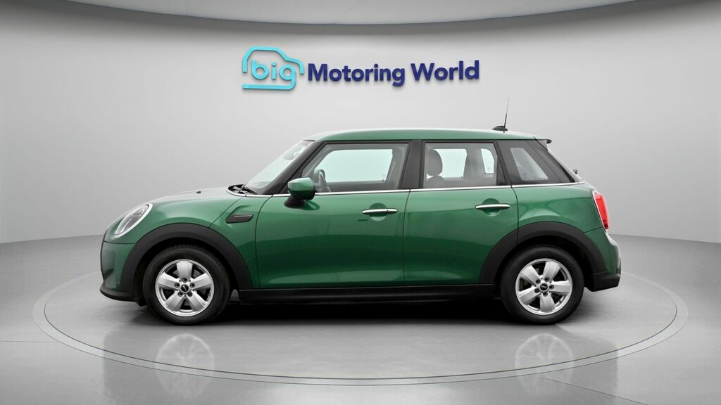 Mini Hatch Cooper Classic LO72FXW Green #4