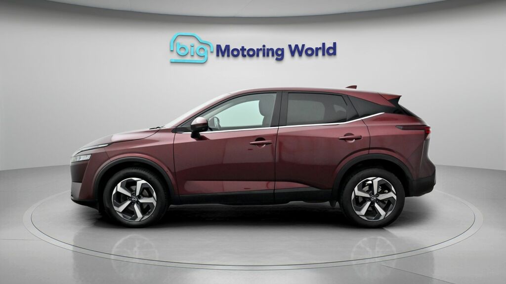 Nissan Qashqai N-connecta SA23LZO Red #4