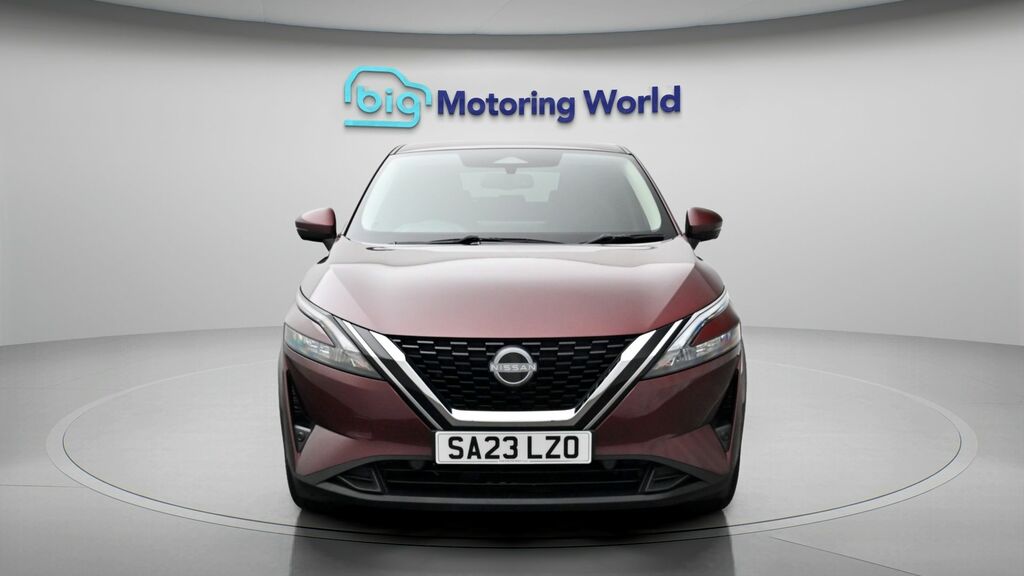 Nissan Qashqai N-connecta SA23LZO Red #2