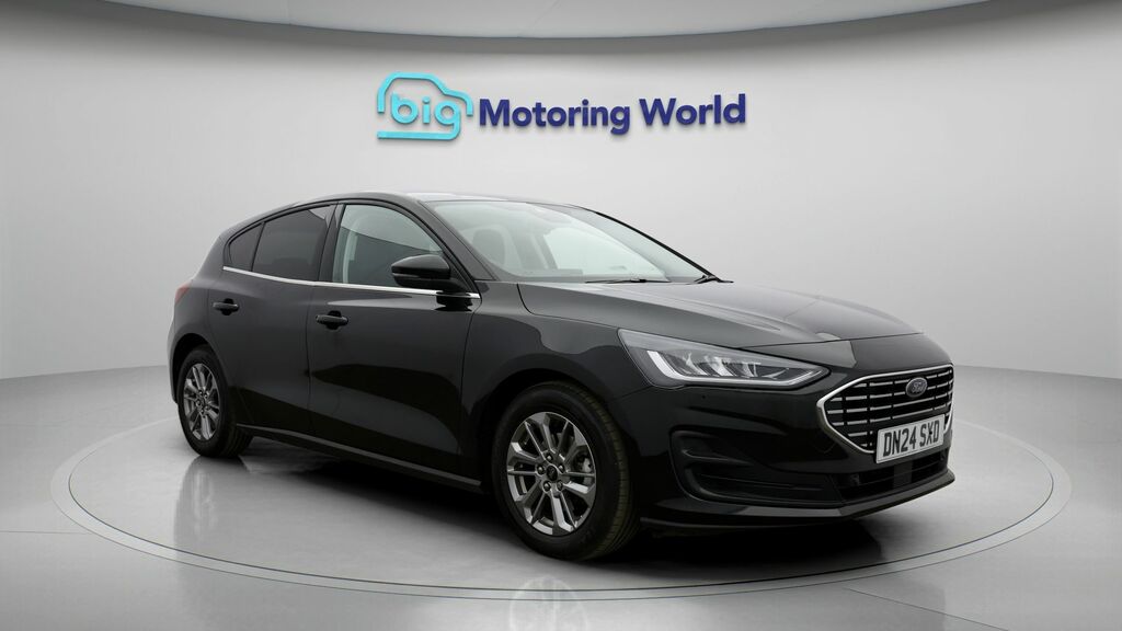 Ford Focus Titanium Black