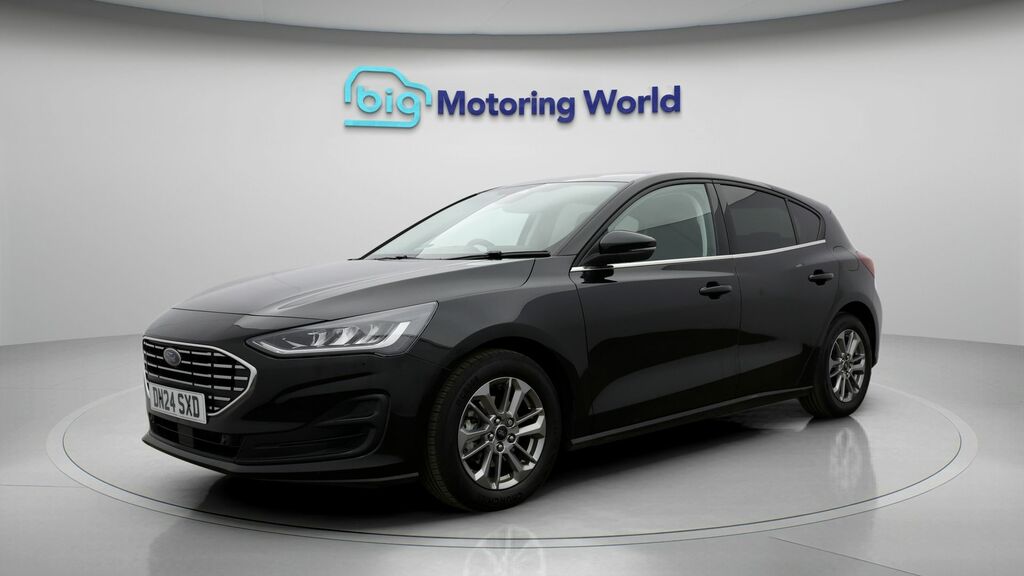 Ford Focus Titanium Black #3