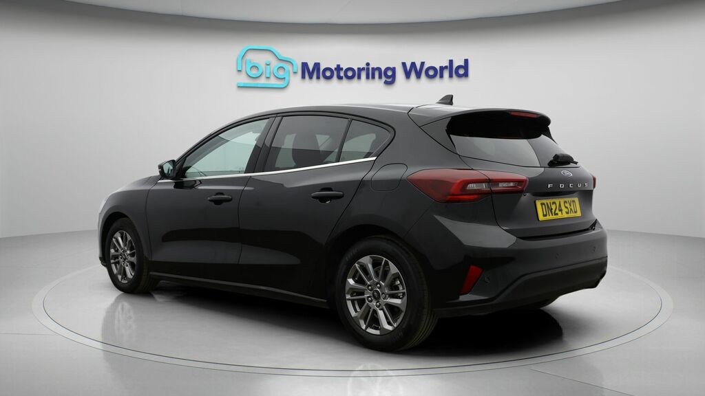 Ford Focus Titanium Black #5